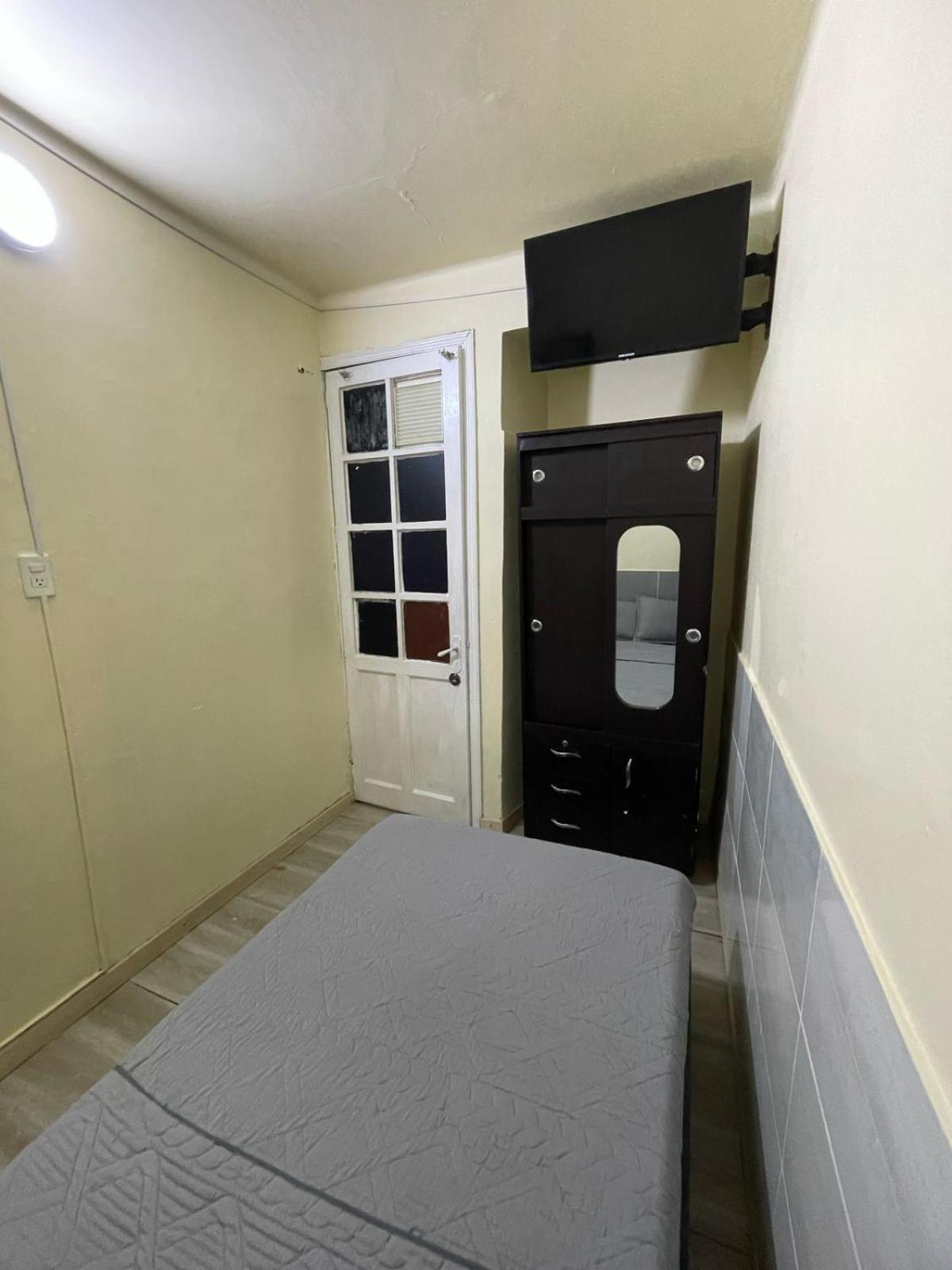 בוגוטה Hostel Quinta Camacho מראה חיצוני תמונה