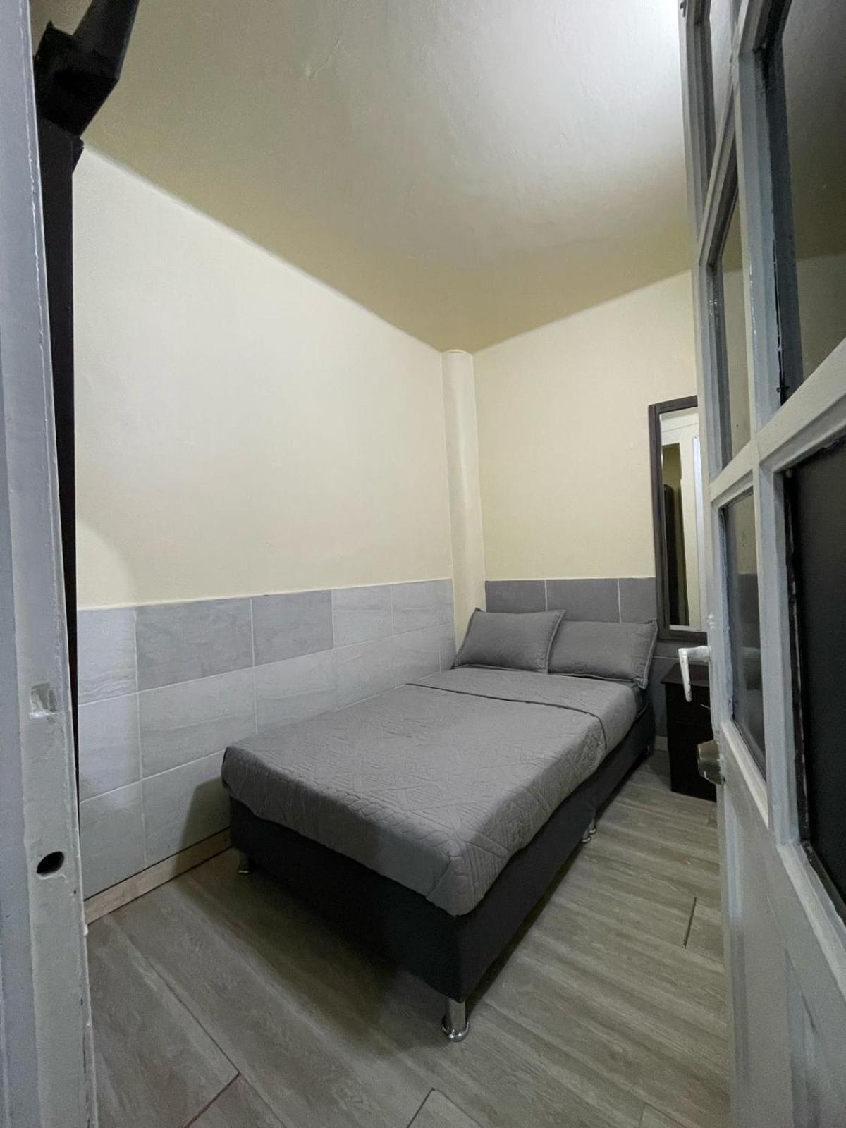 בוגוטה Hostel Quinta Camacho מראה חיצוני תמונה